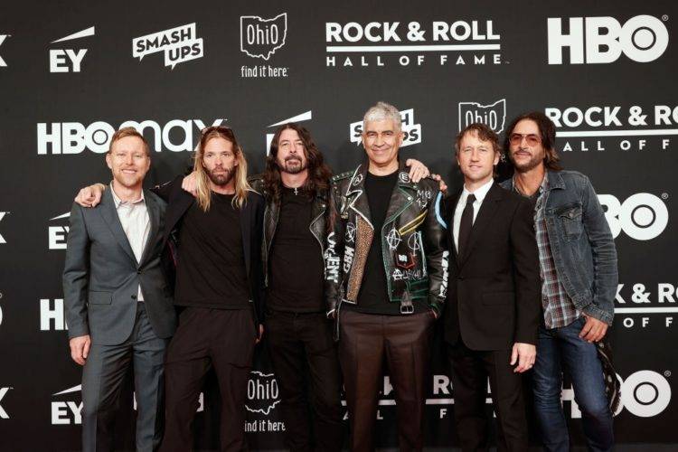 Foo Fighters attend the Rock & Roll Hall of Fame induction ceremony (Photo credit: Arturo Holmes/Getty Images for The Rock and Roll Hall of Fame)